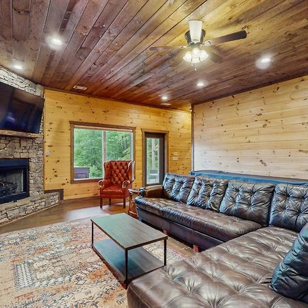 Whispering Woods Villa Blue Ridge Exterior photo