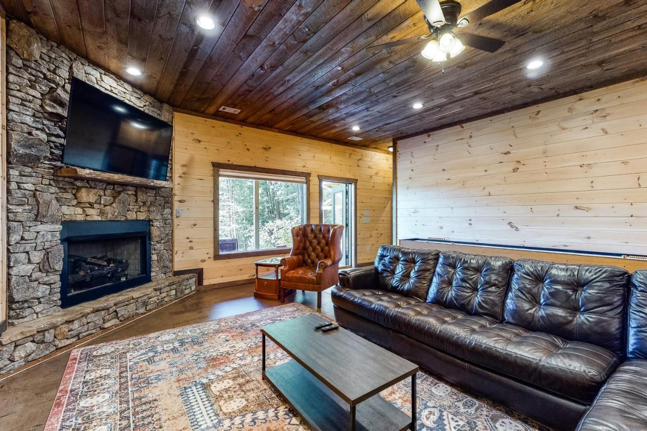 Whispering Woods Villa Blue Ridge Exterior photo
